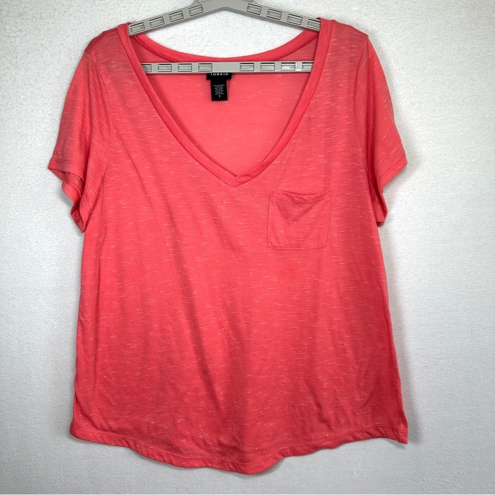 Torrid Sheer T Shirt Tee 1 14/16 1X Coral Pink V Neck Pocket Casual Slub Top